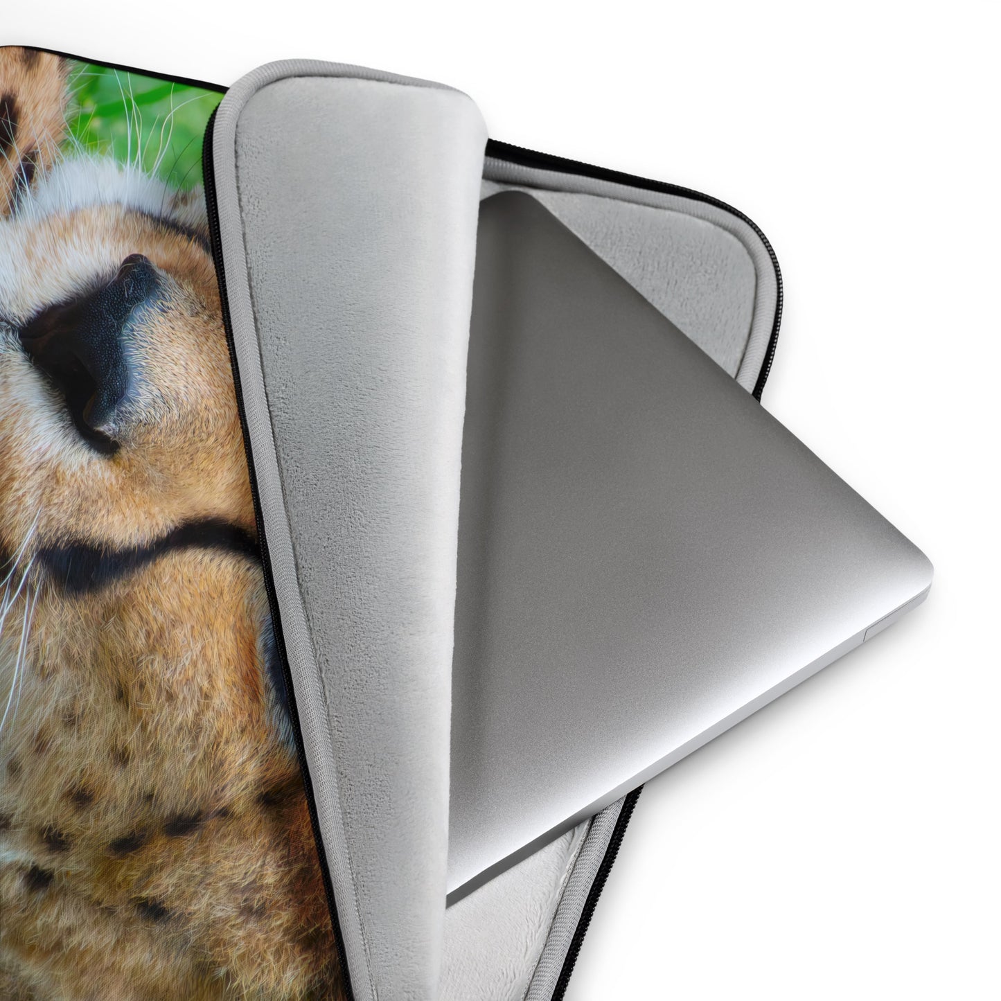 Vibrant Cheetah Portrait Laptop Sleeve - Sharp, Lifelike Colors And Stylish Photography, A Perfect Gift for Nature, Wildlife & Travel Lovers