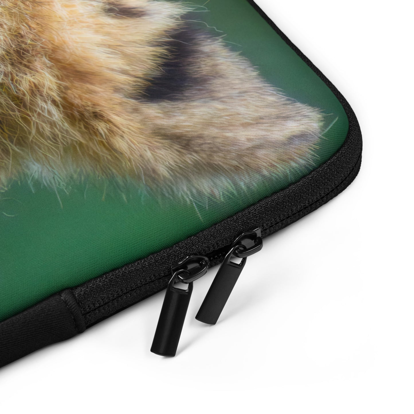 Vibrant Cheetah Portrait Laptop Sleeve - Sharp, Lifelike Colors And Stylish Photography, A Perfect Gift for Nature, Wildlife & Travel Lovers